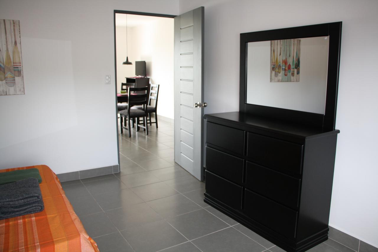 Apartamentos La Alborada Airport Sjo Алахуела Екстер'єр фото