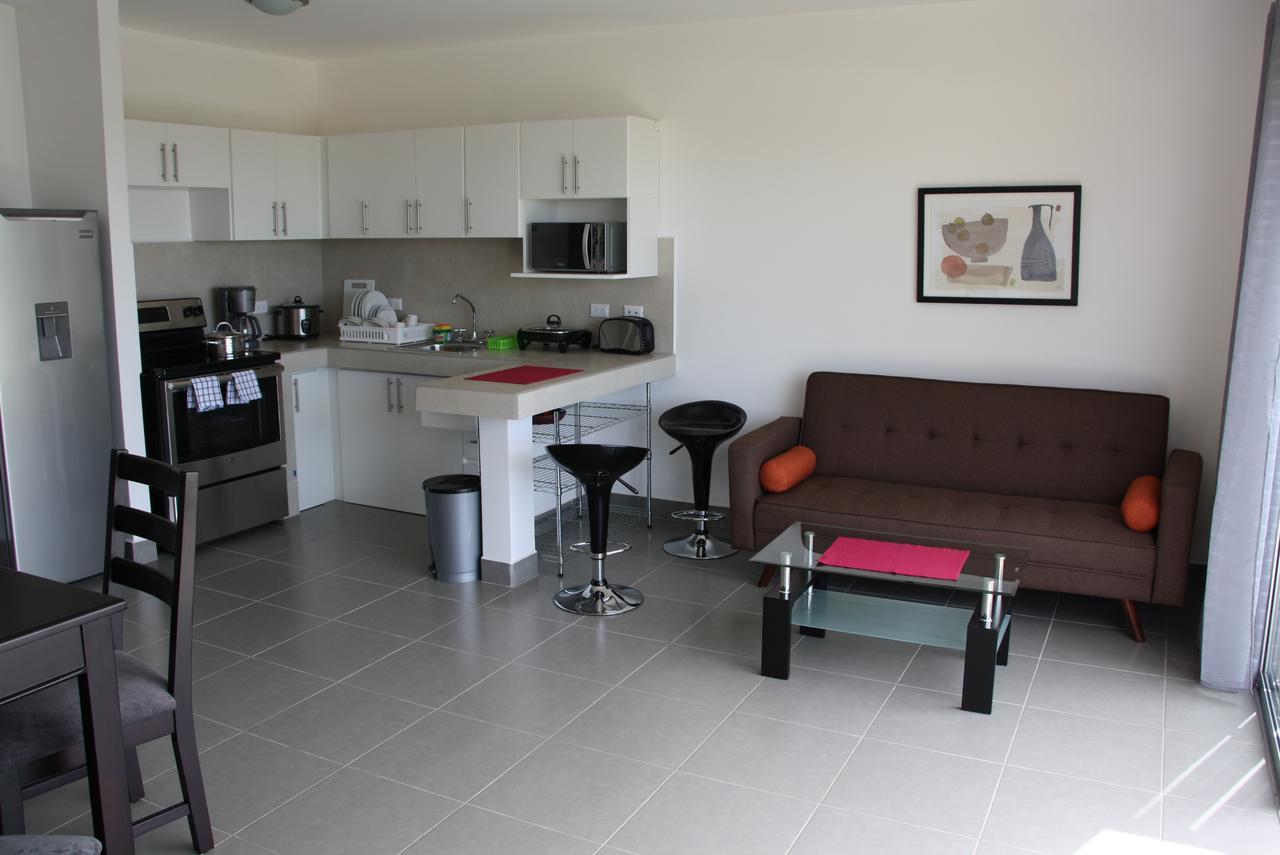 Apartamentos La Alborada Airport Sjo Алахуела Екстер'єр фото