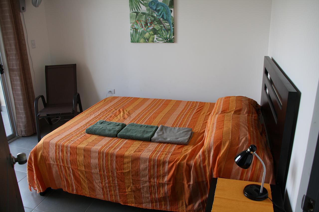 Apartamentos La Alborada Airport Sjo Алахуела Екстер'єр фото